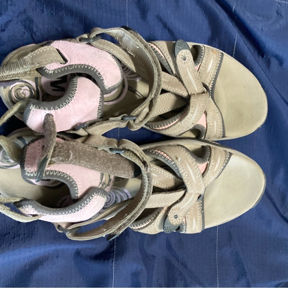 Merrell  Sandals in Pink and Tan 9